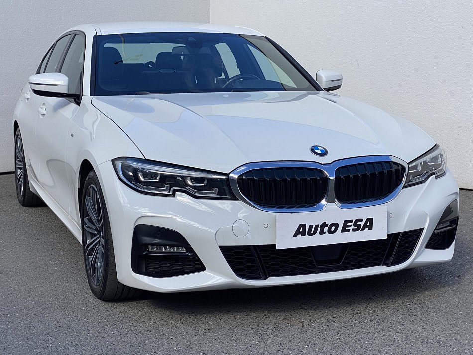 BMW Řada 3 2.0 i M SPORT 330 i xDrive