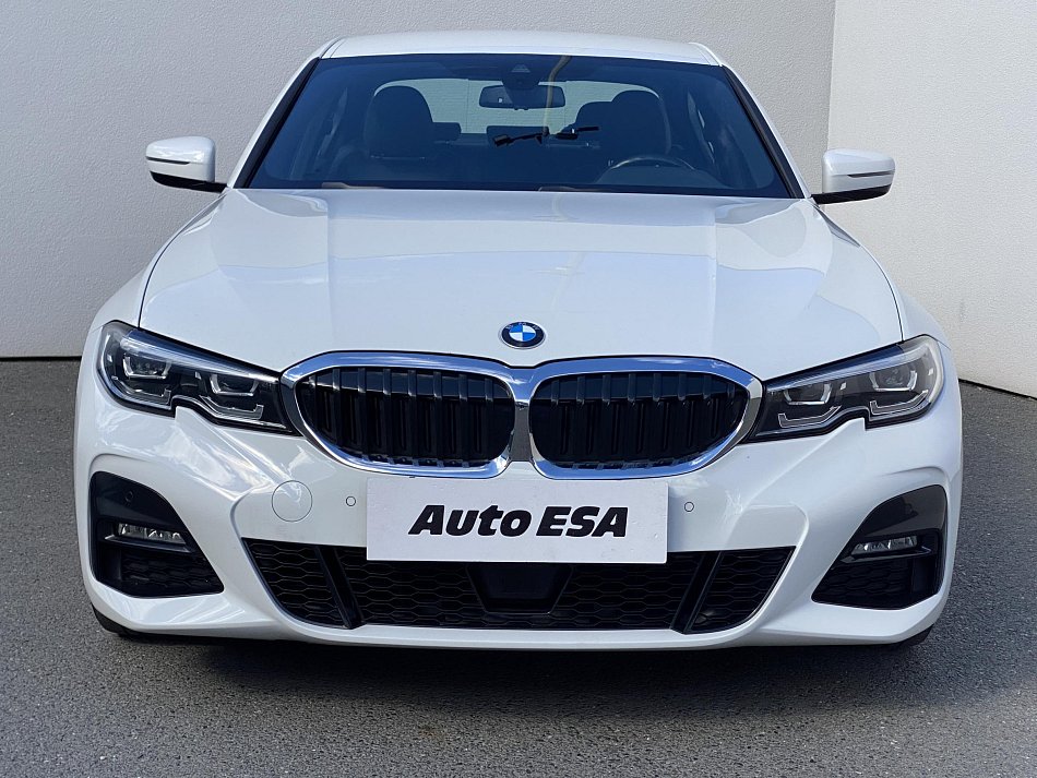 BMW Řada 3 2.0 i M SPORT 330 i xDrive