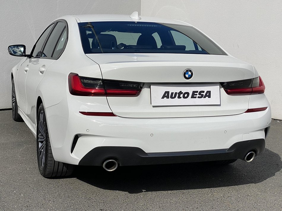 BMW Řada 3 2.0 i M SPORT 330 i xDrive