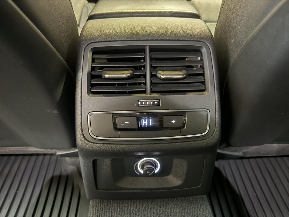 Audi A4 2.0TDI  quattro