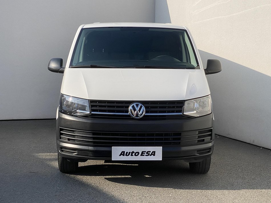 Volkswagen Transporter 2.0TDi  L2H1