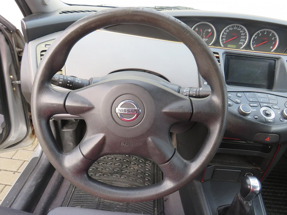 Nissan Primera 1.8i 