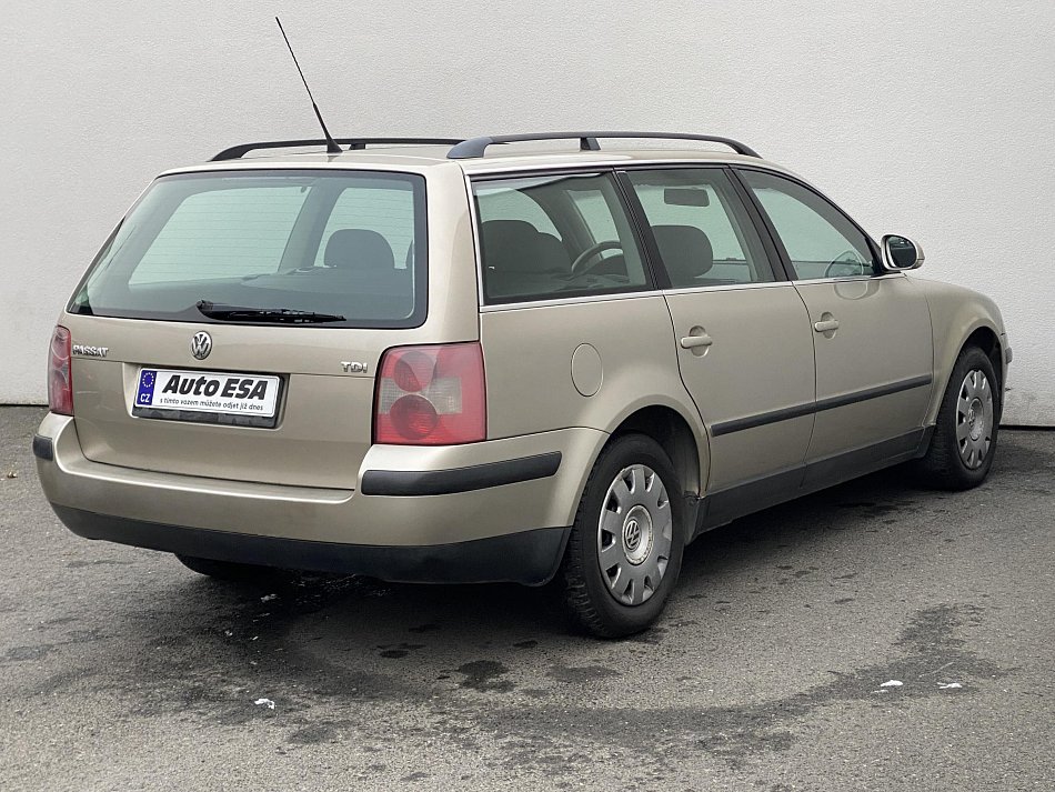 Volkswagen Passat 1.9TDi 