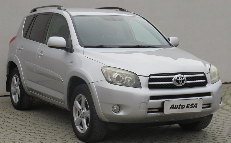 Toyota RAV4 2.2 D  4x4