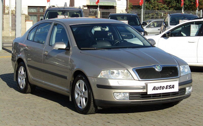 Škoda Octavia II 2.0 TDi Elegance