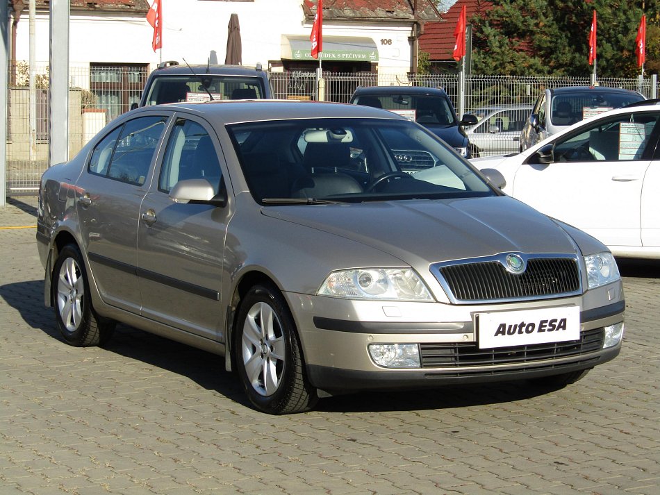 Škoda Octavia II 2.0 TDi Elegance