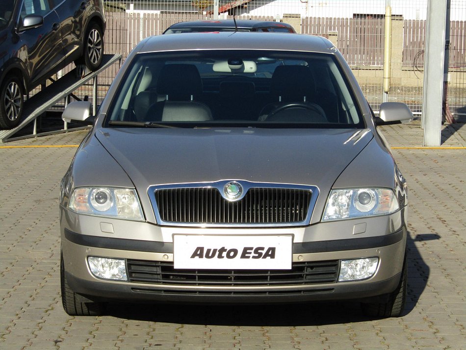 Škoda Octavia II 2.0 TDi Elegance