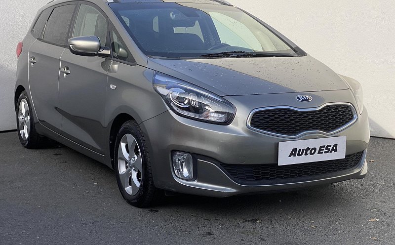 Kia Carens 1.7 CRDi 