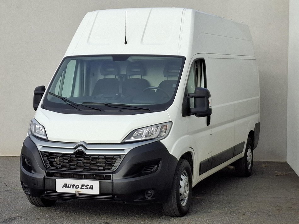 Citroën Jumper 2.0HDi  L3H3 ČELO