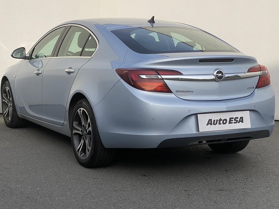 Opel Insignia 2.0CDTi 