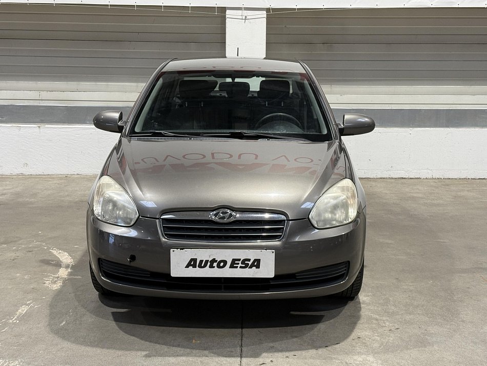 Hyundai Accent 1.4i 