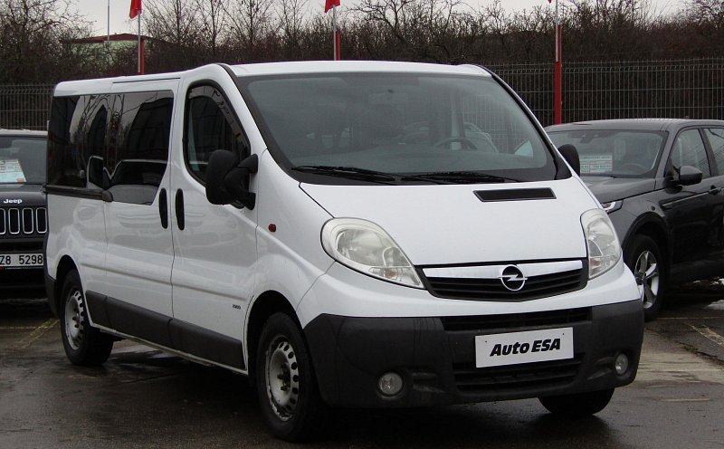 Opel Vivaro 2.0CDTi  L2 9míst