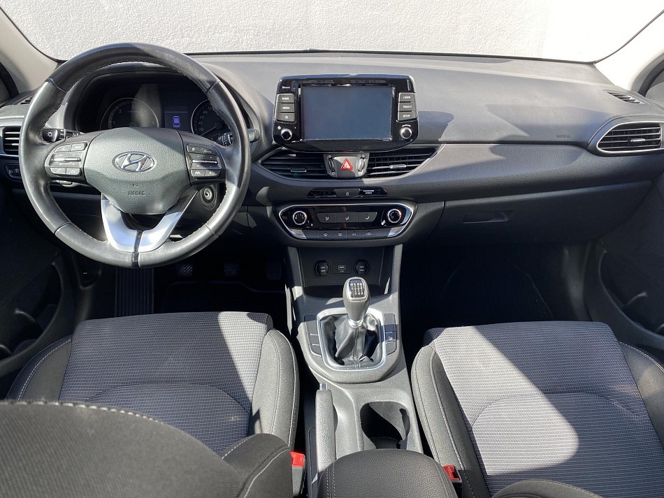 Hyundai I30 1.6 CRDi Trikolor