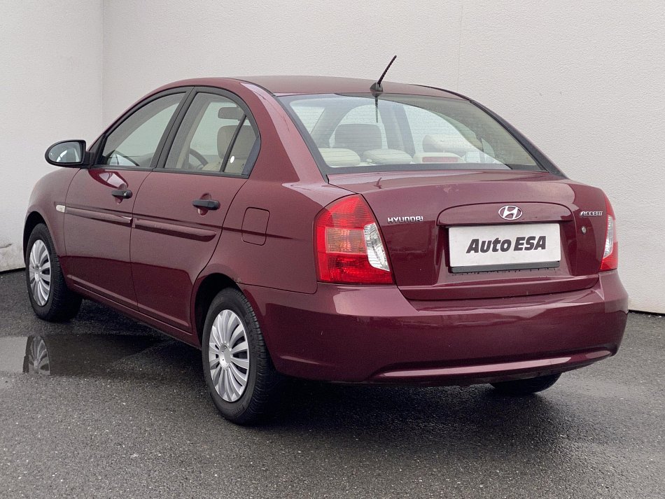 Hyundai Accent 1.4i 