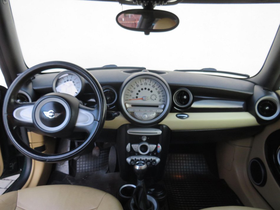 Mini Cooper 1.6D 