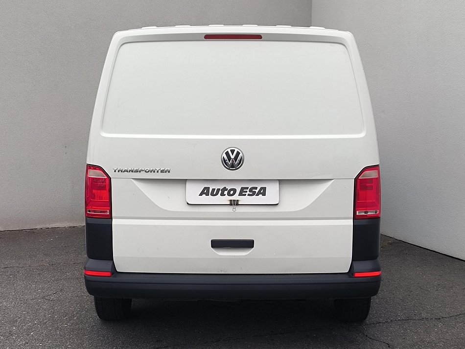 Volkswagen Transporter 2.0TDi 