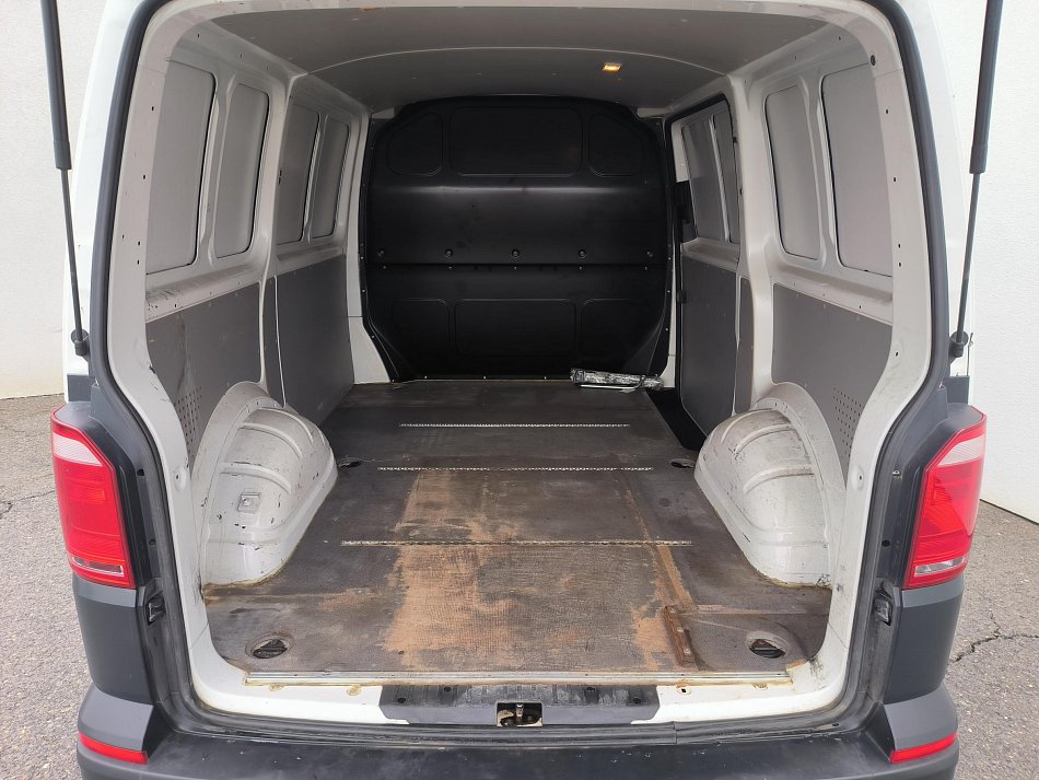 Volkswagen Transporter 2.0TDi 