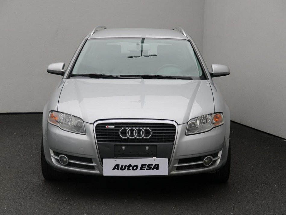 Audi A4 1.6 i 