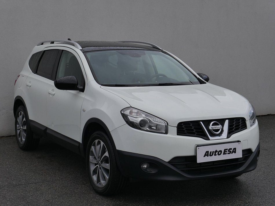 Nissan Qashqai 2.0i 