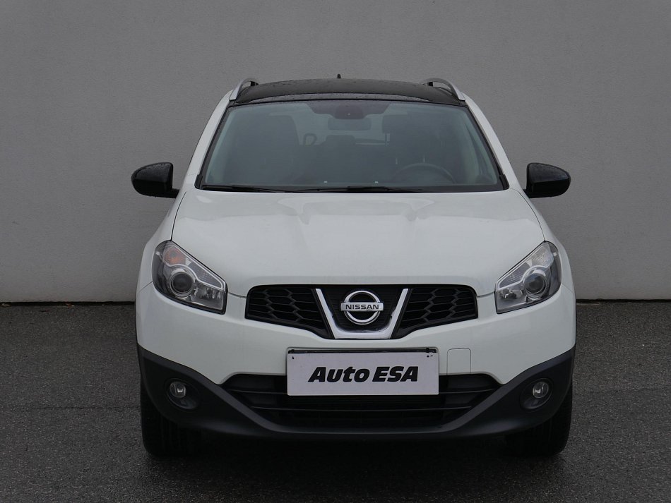 Nissan Qashqai 2.0i 