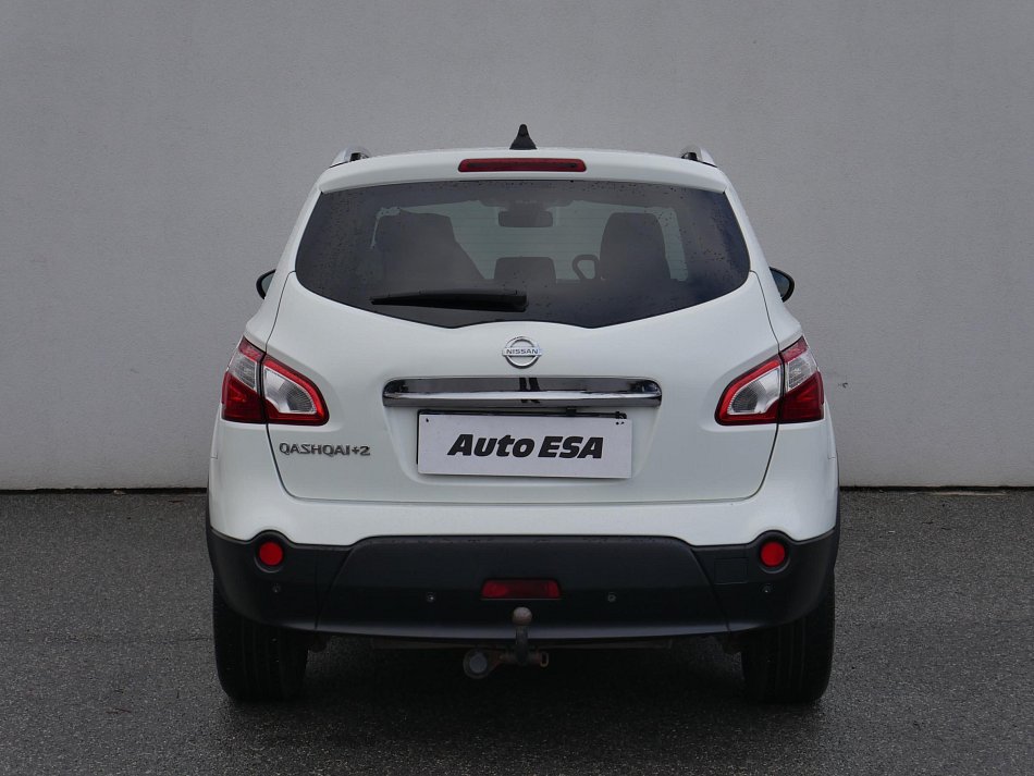 Nissan Qashqai 2.0i 