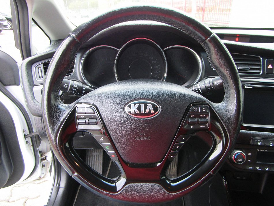 Kia Ceed 1.6 CRDi 