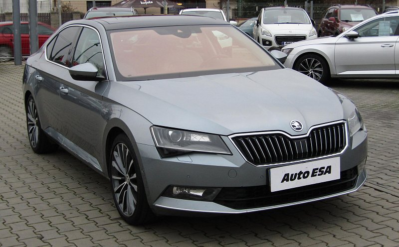 Škoda Superb III 2.0 TSi L&K