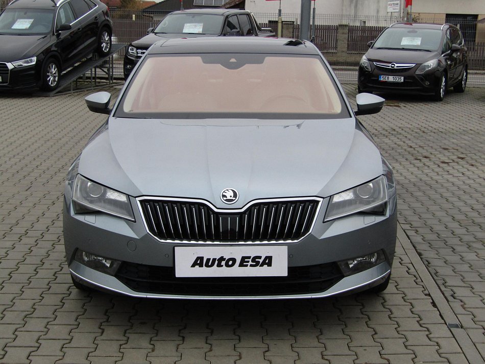 Škoda Superb III 2.0 TSi L&K