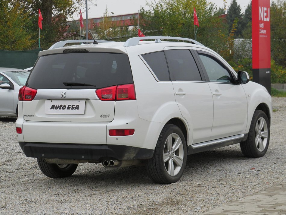 Peugeot 4007 2.2HDi 