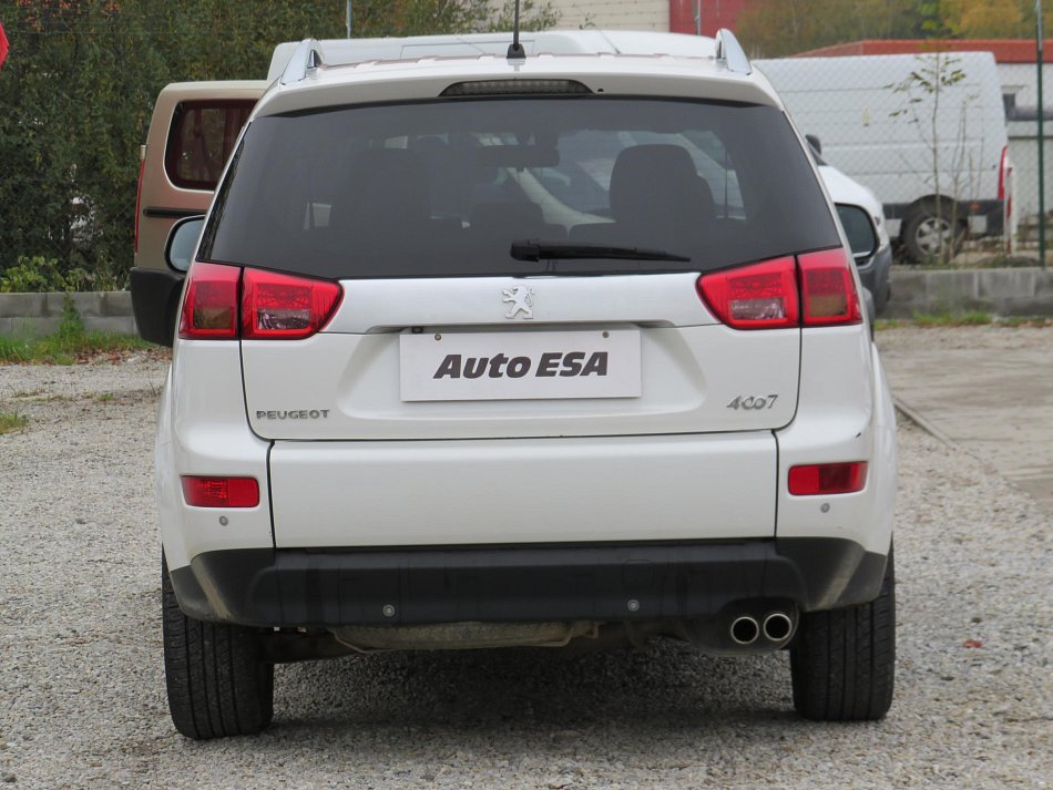 Peugeot 4007 2.2HDi 