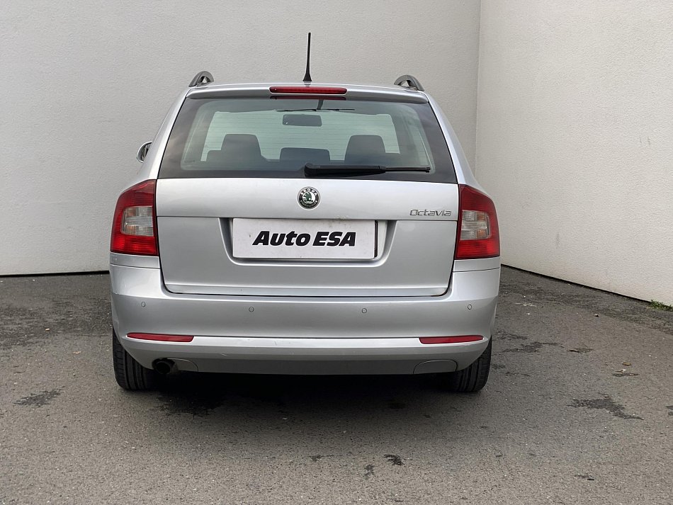 Škoda Octavia II 1.6 TDi Elegance