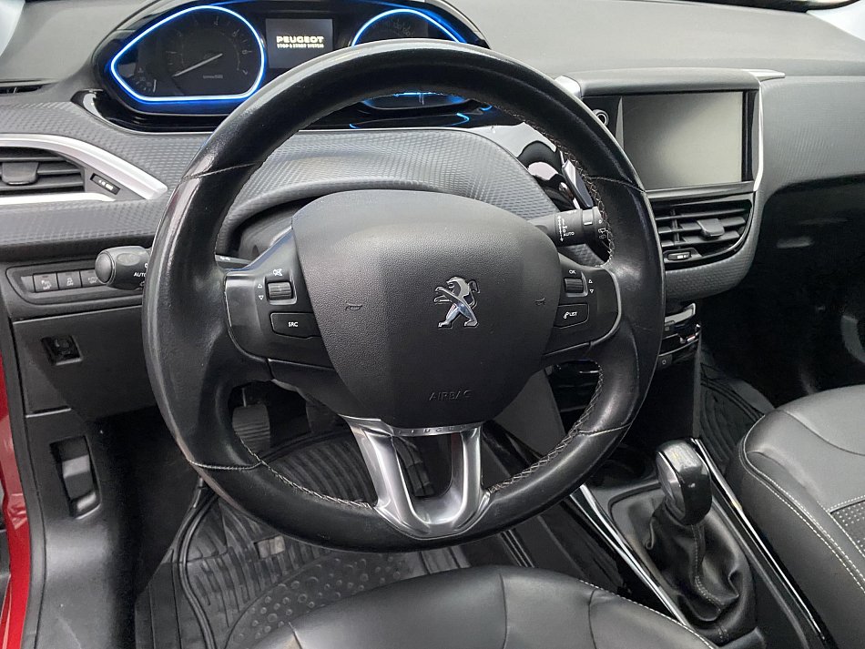 Peugeot 2008 1.2 PT Allure