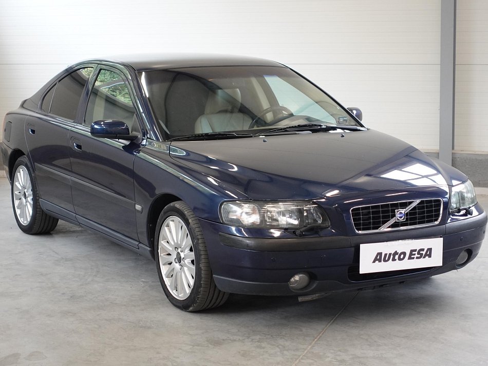 Volvo S60 2.5T 