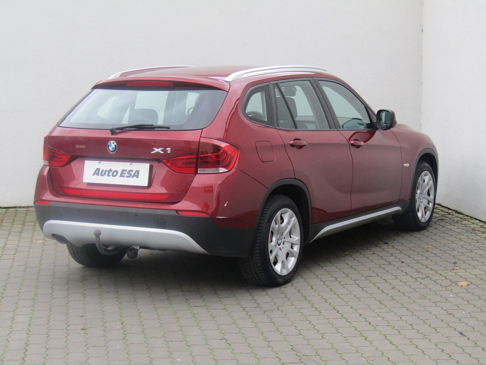 BMW X1 2.0d  SDrive 18d