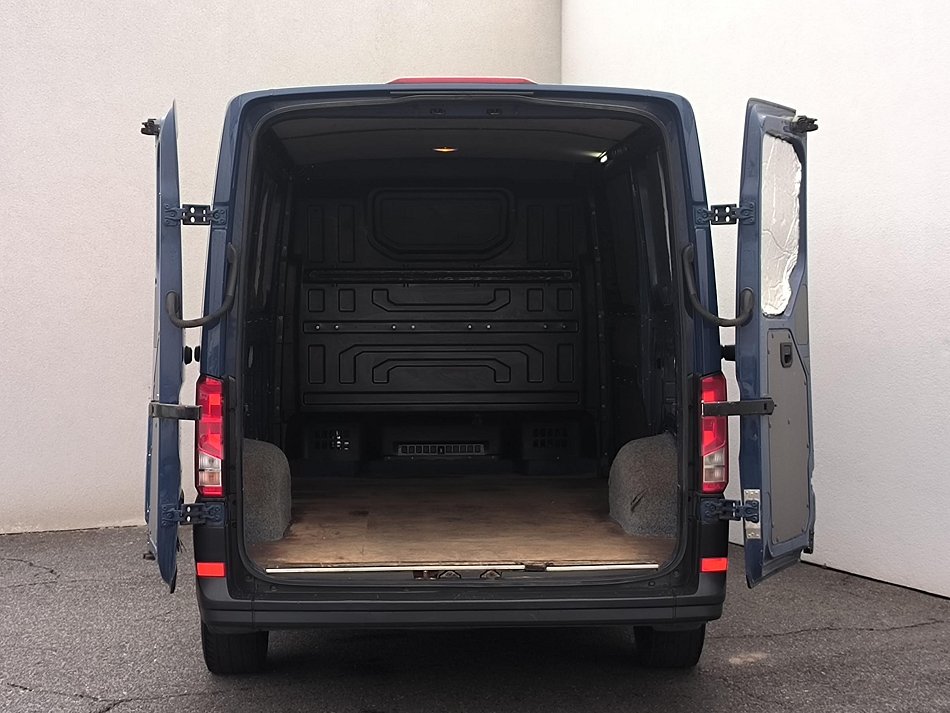 Volkswagen Crafter 2.0TDi  L2H1