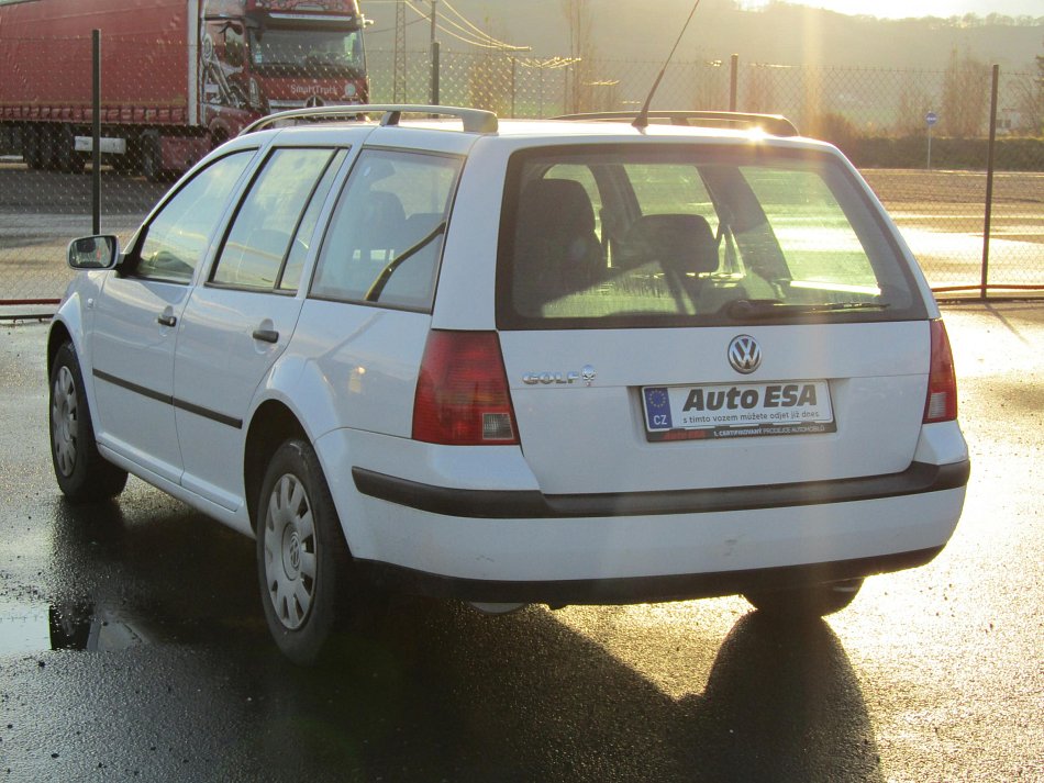 Volkswagen Golf 1.4i 