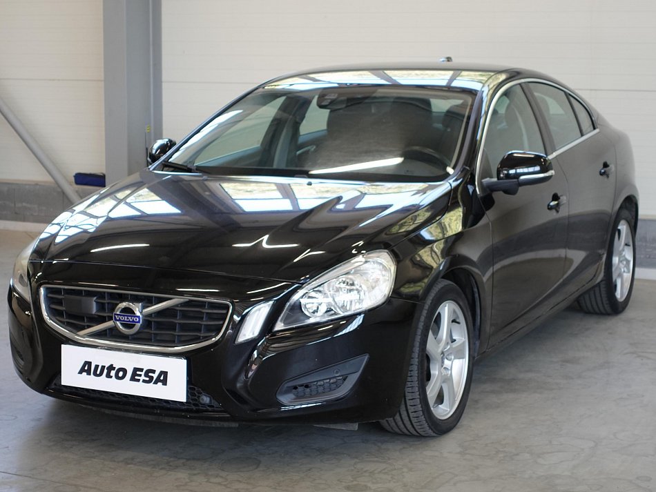 Volvo S60 2.0 D3 