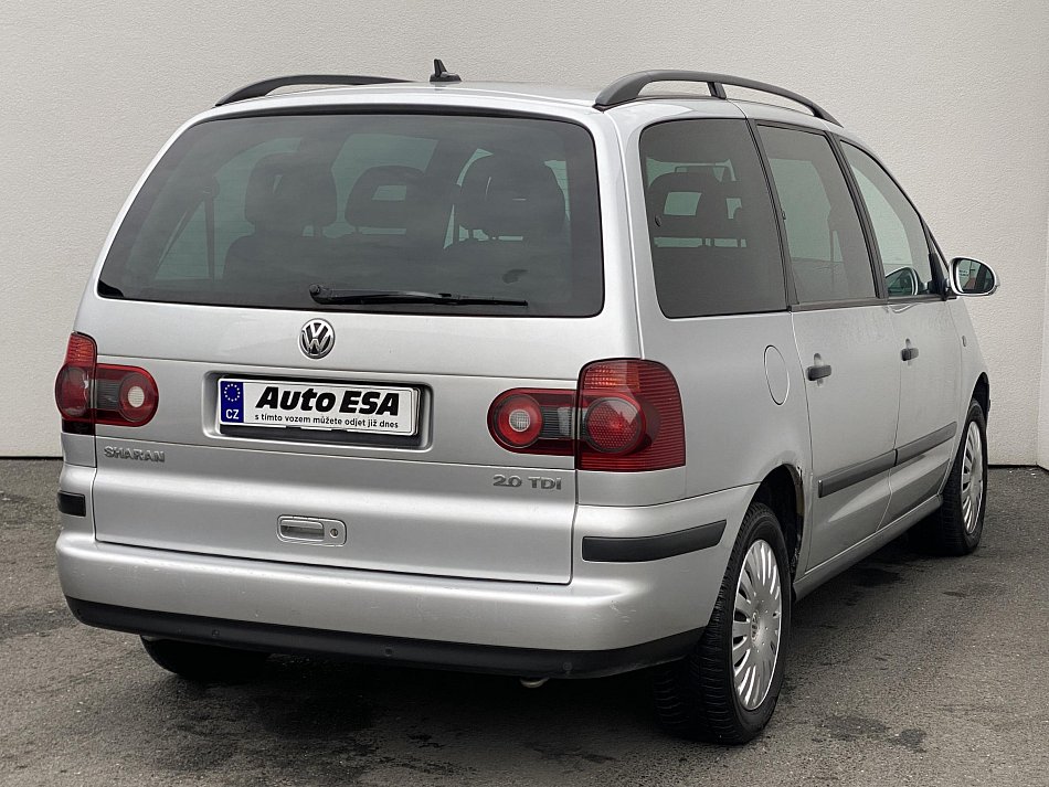 Volkswagen Sharan 2.0TDi 