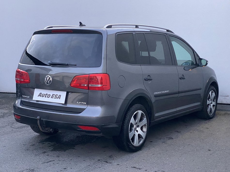 Volkswagen Touran 2.0 TDi CROSS