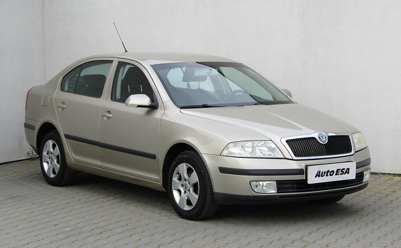 Škoda Octavia II 1.6 i Ambiente