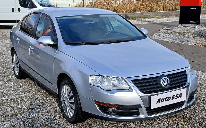 Volkswagen Passat 1.6i 