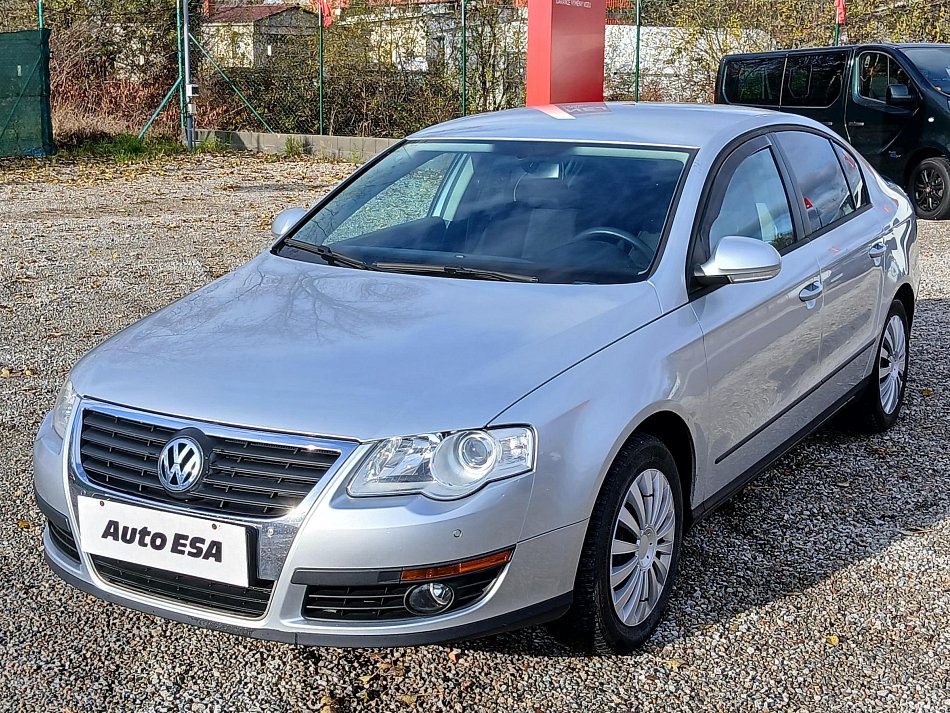 Volkswagen Passat 1.6i 