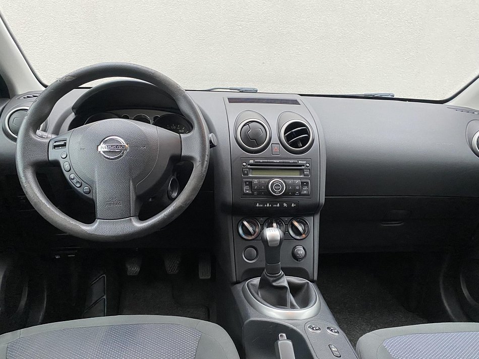 Nissan Qashqai 1.6 i 