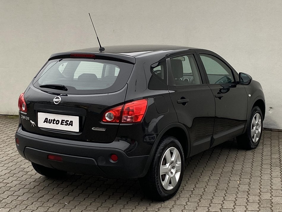 Nissan Qashqai 1.6 i 