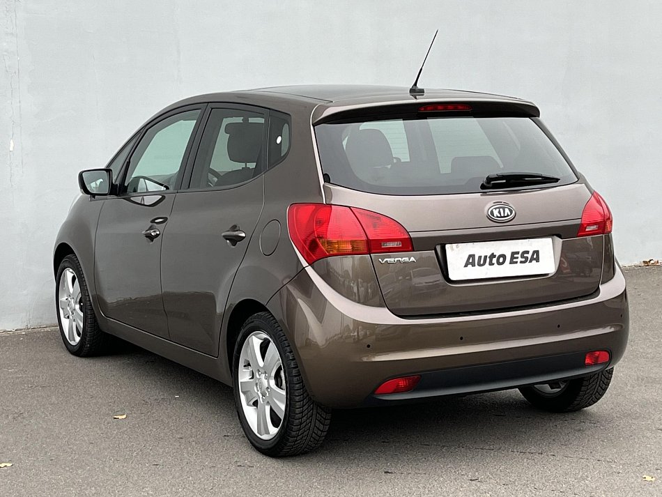 Kia Venga 1.6i 