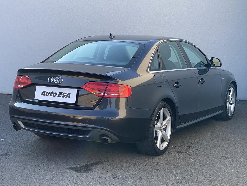 Audi A4 3.2 TFSi S-line Quattro