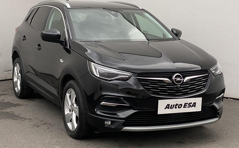 Opel Grandland X 1.2 Turbo 