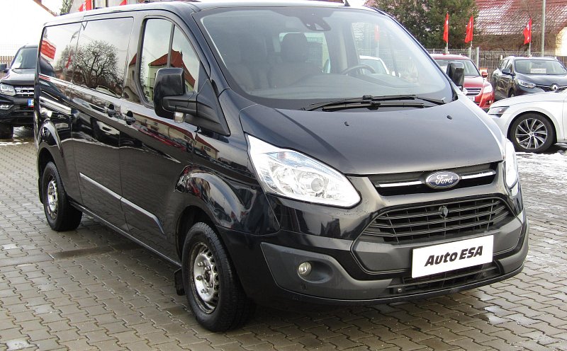 Ford Transit Custom 2.2TDCi  L2 6míst