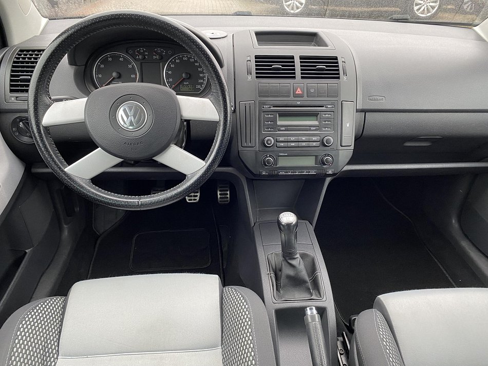 Volkswagen Polo 1.4 i CROSS