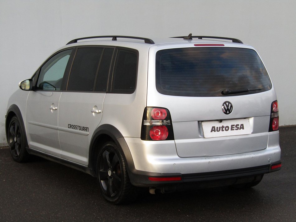 Volkswagen Touran 2.0i 